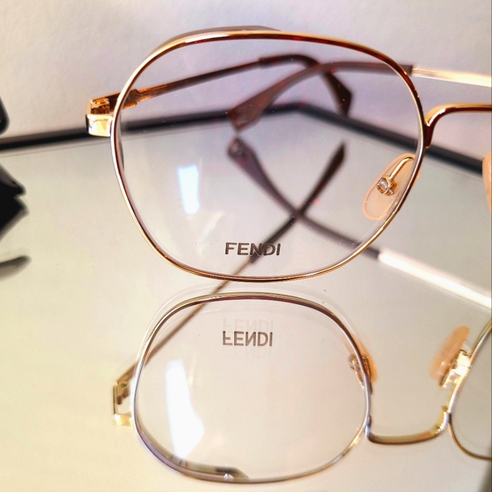 FENDI women's eyeglasses - Picture 2 of 3